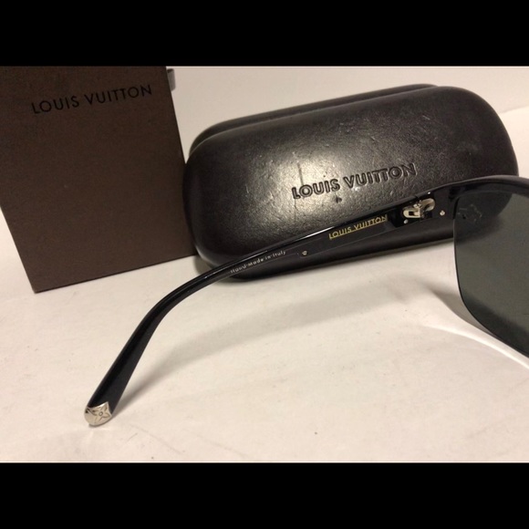 Louis Vuitton Violette Sunglasses - Picture 6 of 8